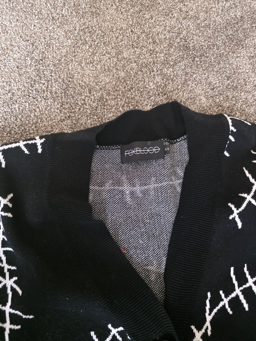 Black Stitched-Pattern Button Cardigan Sweater - Picture 2 of 4